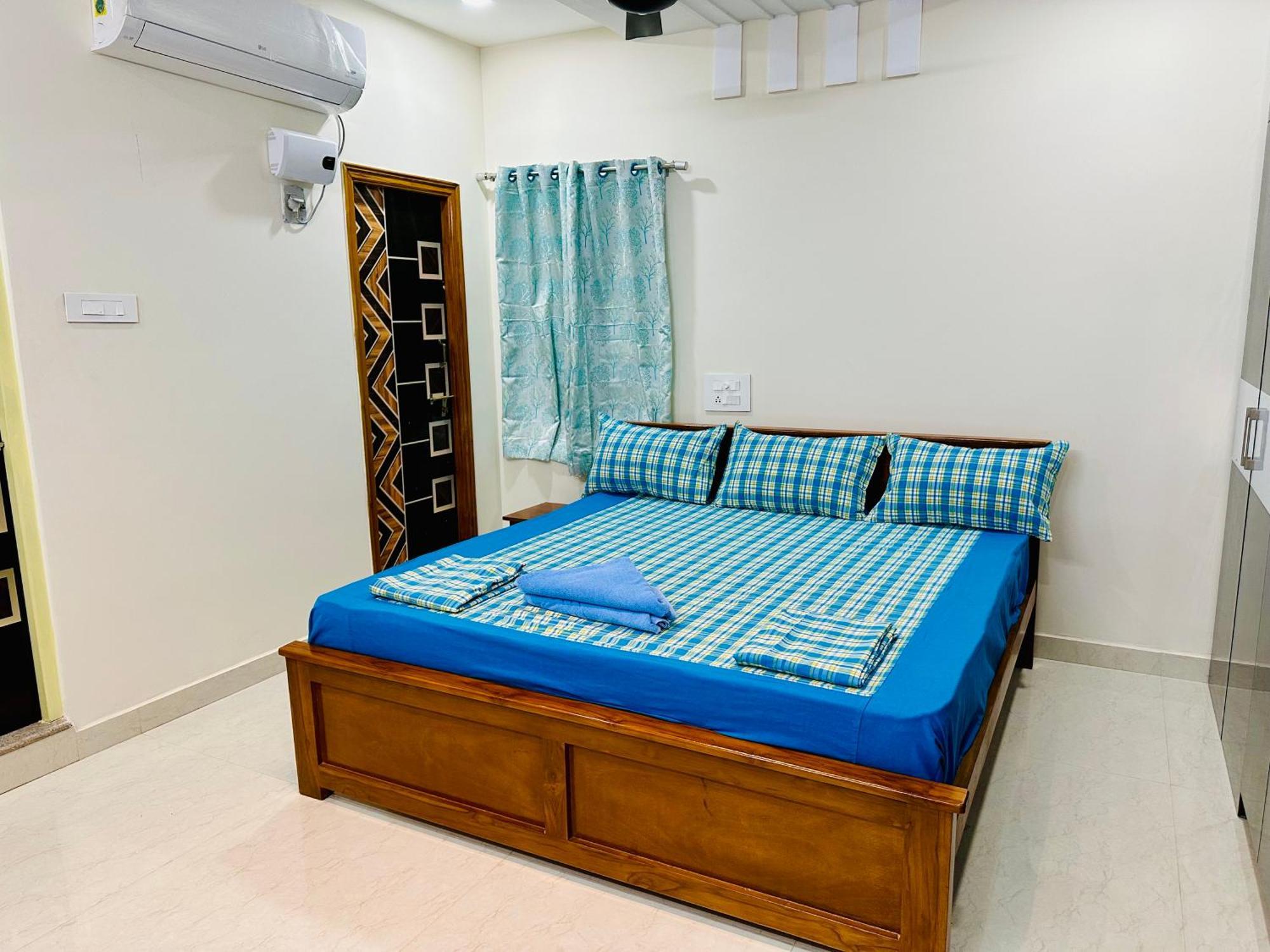 Truelife - 3Bhk Family Suites - Ps4 Pure Veg Restaurant On The Way To Balaji Temple - 2500 Sft Large Signature Apartment - Modular Kitchen - Super Fast Wifi, Smart Tv, 250 Jio Channels - Parking - Easy Access To All Temples - Top Service With Lots Of Тирупати Экстерьер фото